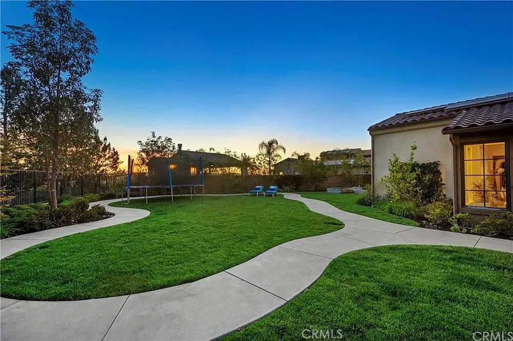 9 Paniolo Road Ladera Ranch, CA 92694