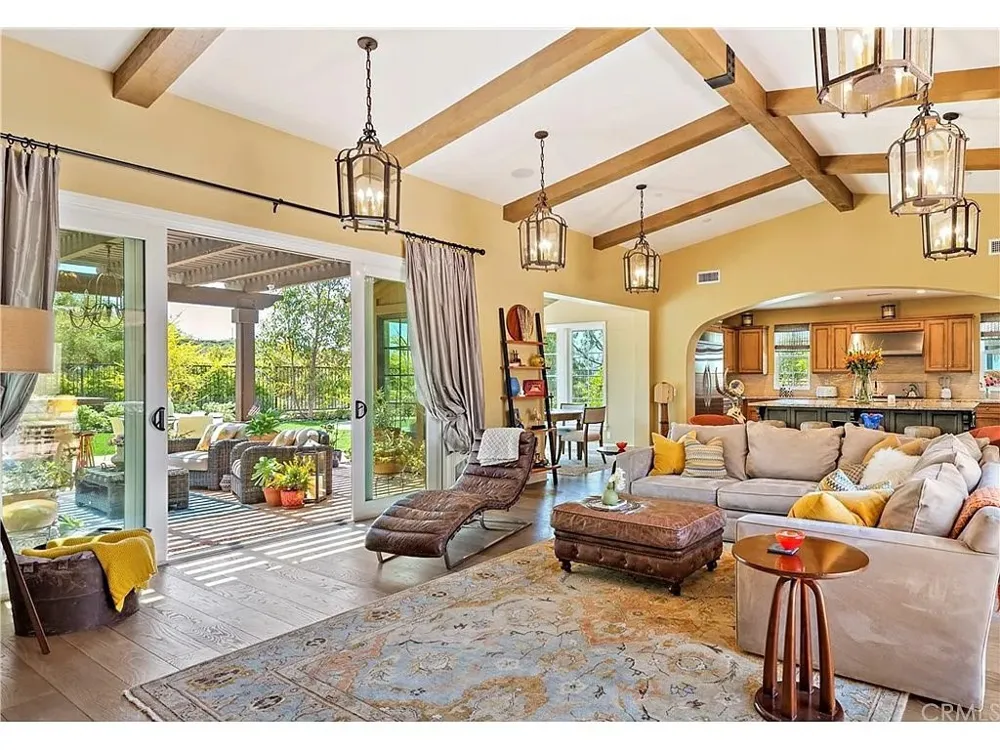 9 Paniolo Road Ladera Ranch, CA 92694