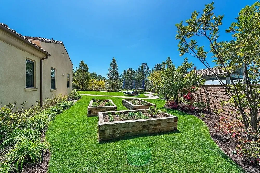 9 Paniolo Road Ladera Ranch, CA 92694