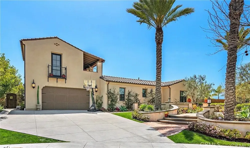 9 Paniolo Road Ladera Ranch, CA 92694