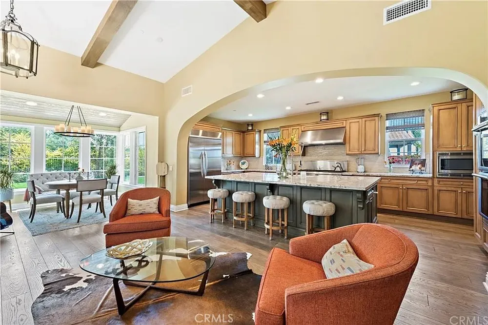 9 Paniolo Road Ladera Ranch, CA 92694