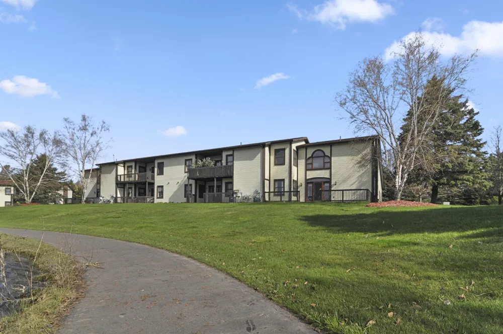 221 Wildwood Drive Cadillac City, MI 49601