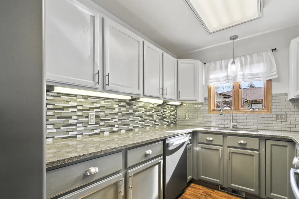 221 Wildwood Drive Cadillac City, MI 49601