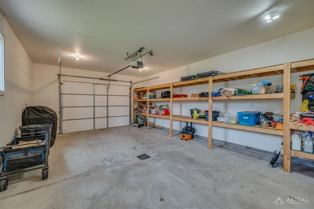 2896 E Lake Drive Cumming Township, MI 48635