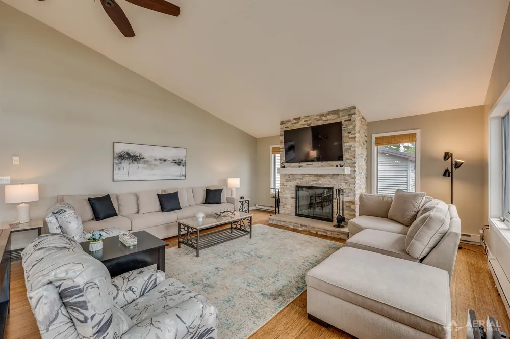 2896 E Lake Drive Cumming Township, MI 48635