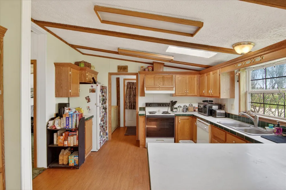 3810 9 1/2 Mile Road Burlington Township, MI 49029