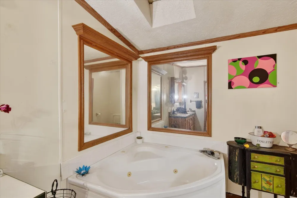 3810 9 1/2 Mile Road Burlington Township, MI 49029