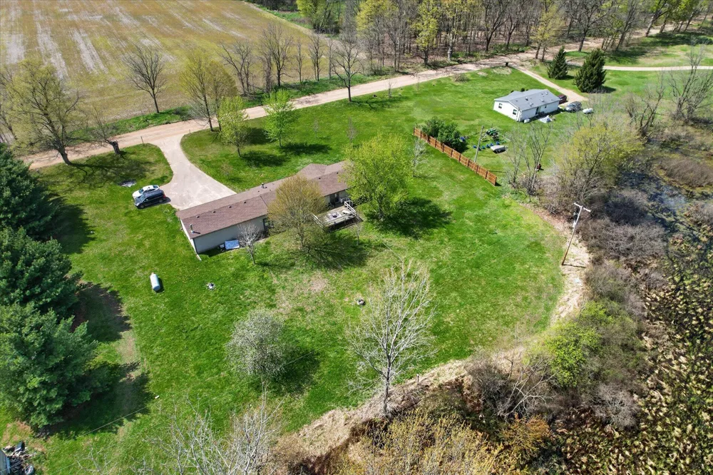 3810 9 1/2 Mile Road Burlington Township, MI 49029