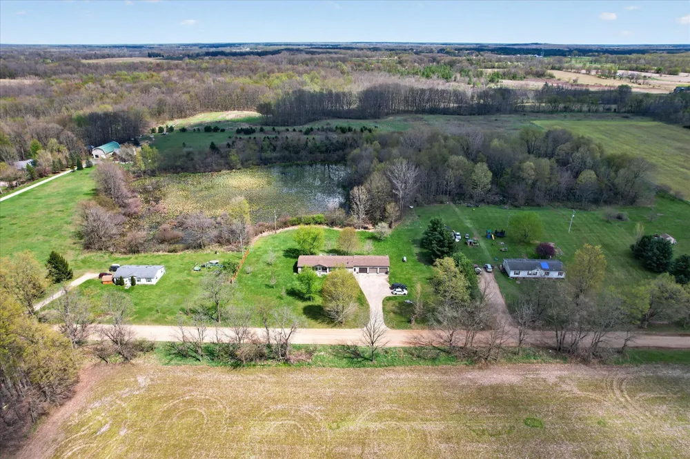 3810 9 1/2 Mile Road Burlington Township, MI 49029