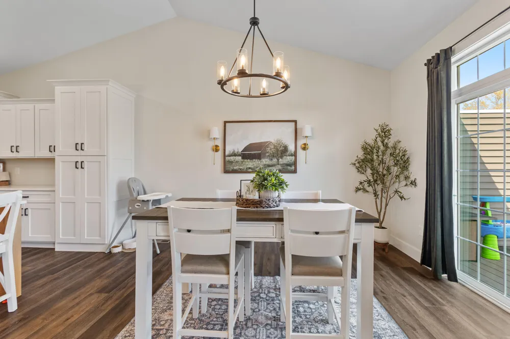 245 Auseon Court Hillsdale, MI 49242