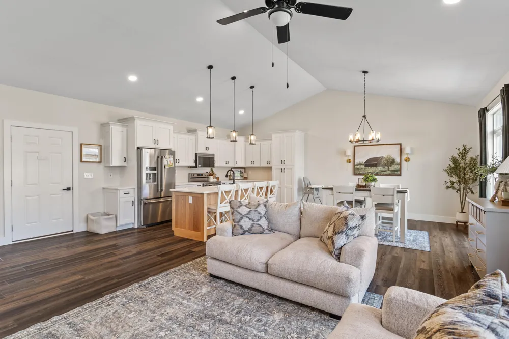 245 Auseon Court Hillsdale, MI 49242