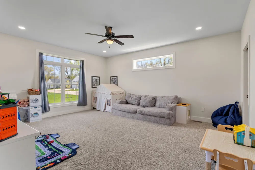 245 Auseon Court Hillsdale, MI 49242