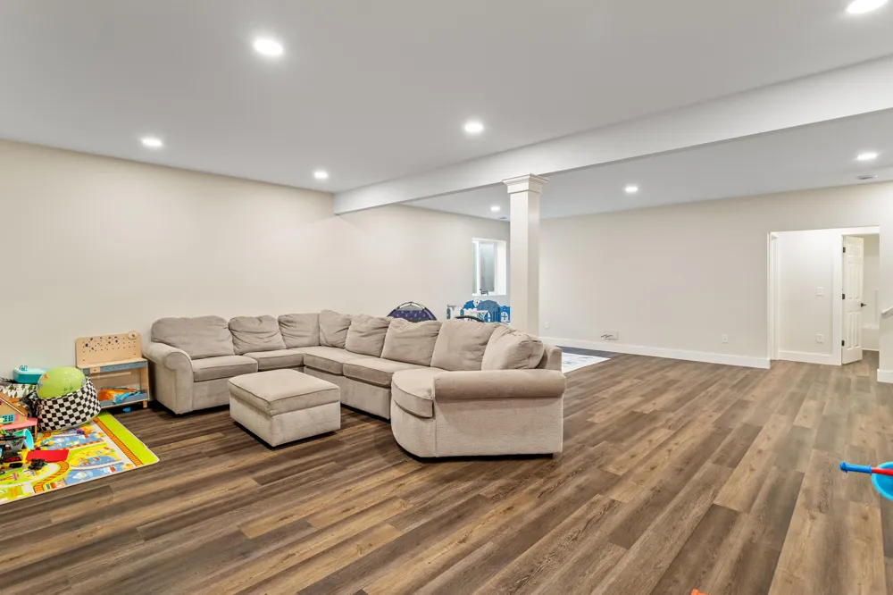 245 Auseon Court Hillsdale, MI 49242