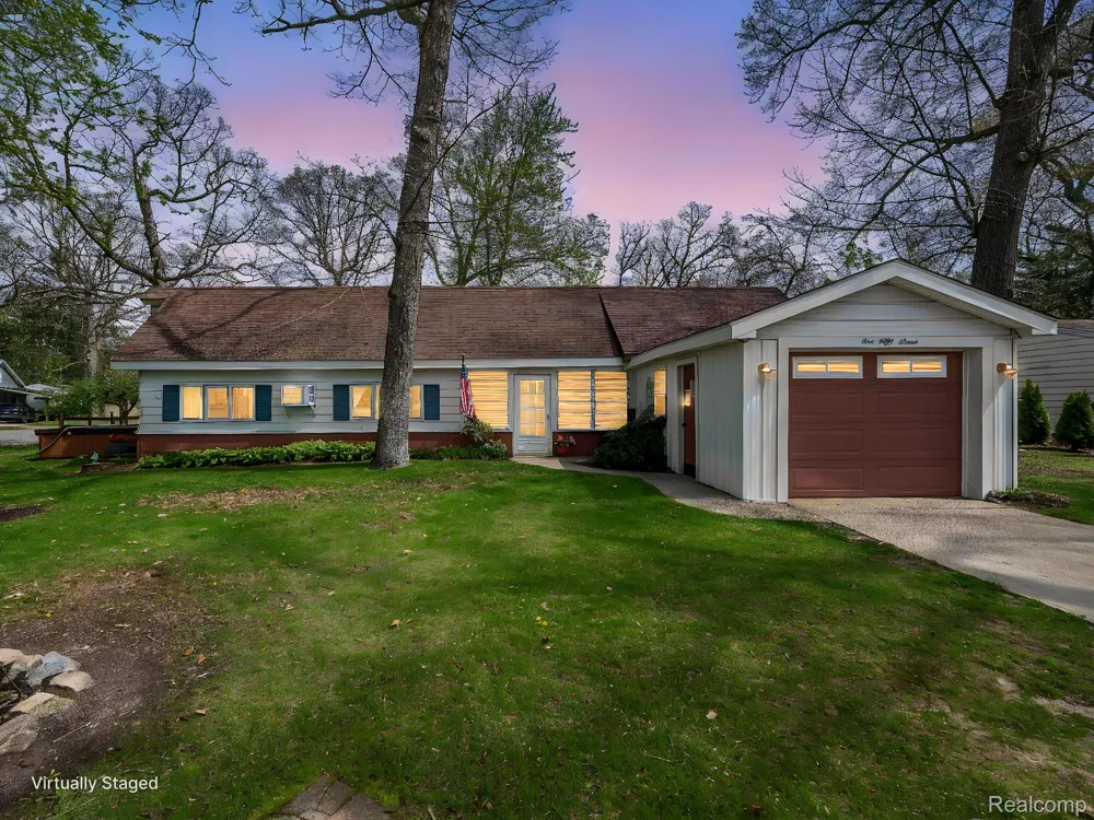 557 Alfred Street Columbia Township, MI 49230