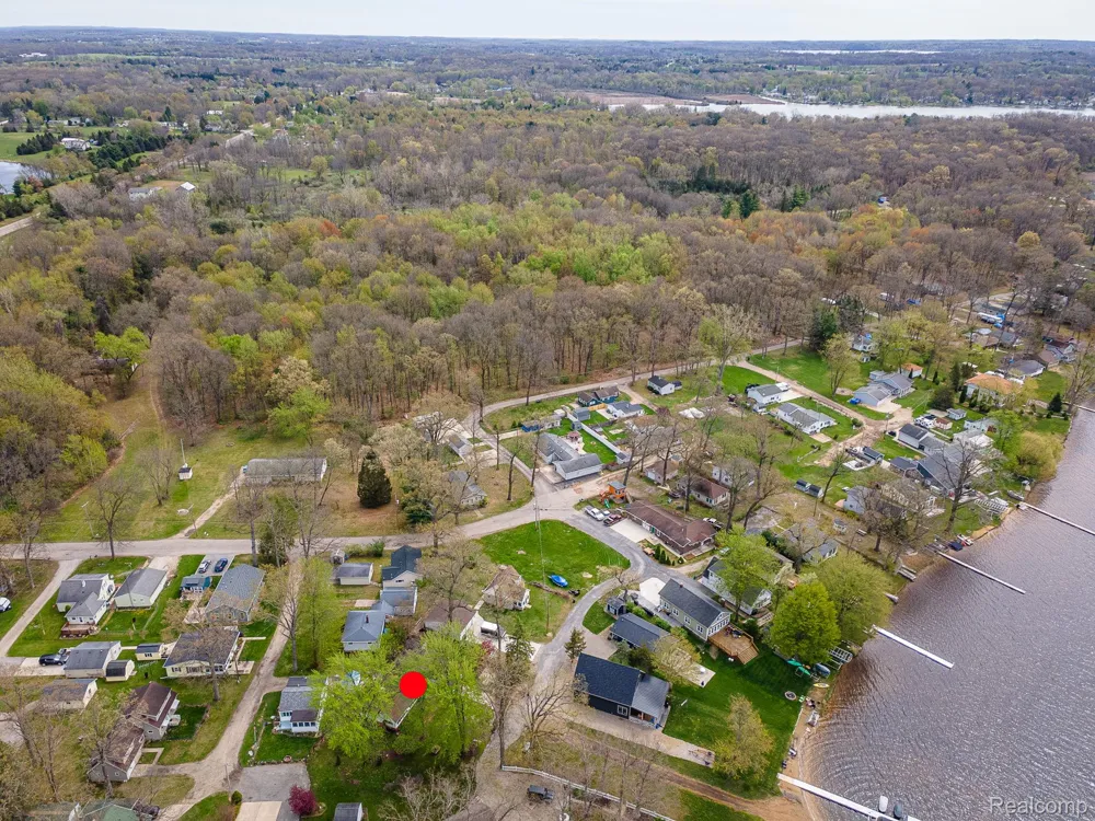 557 Alfred Street Columbia Township, MI 49230