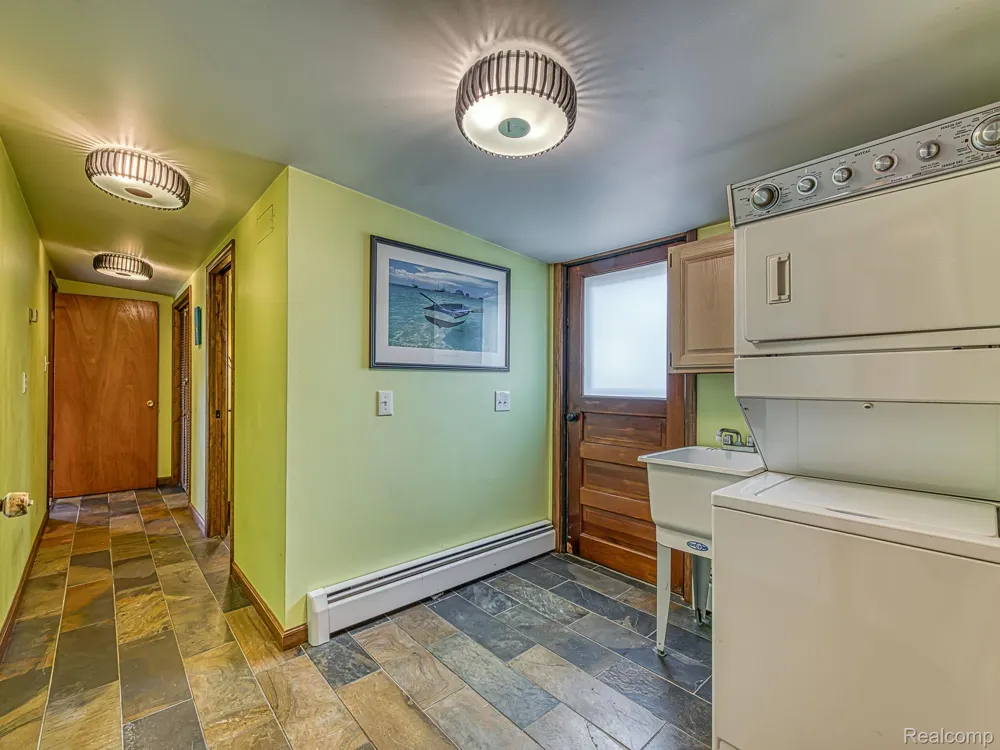 557 Alfred Street Columbia Township, MI 49230