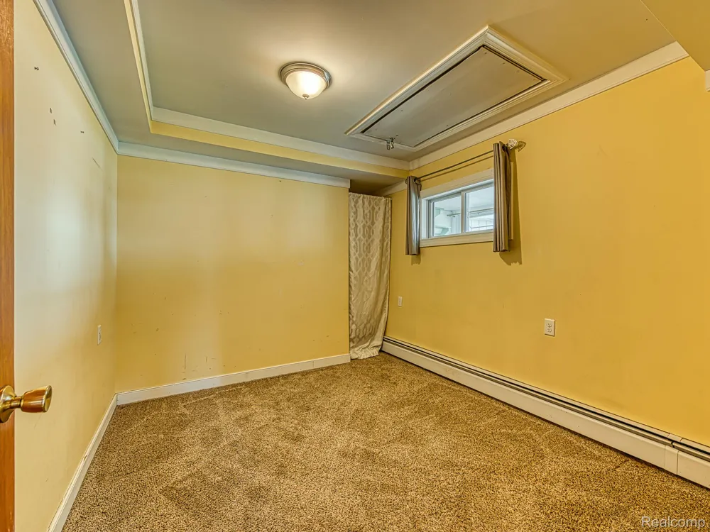 557 Alfred Street Columbia Township, MI 49230