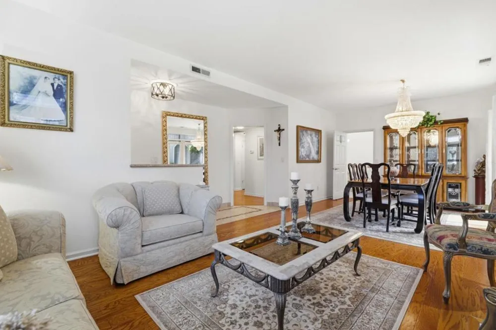 7724 Kilmarnok Drive San Jose, CA 95135