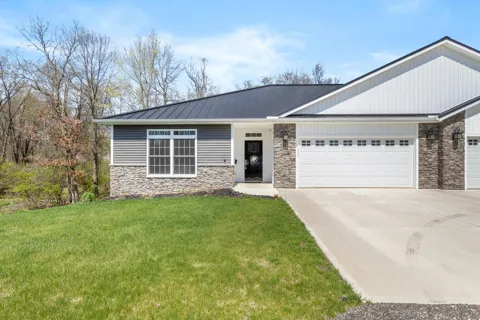 233 Auseon Court