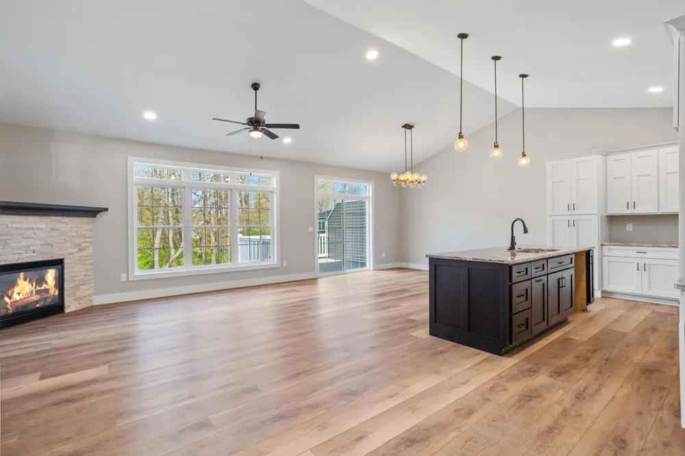 233 Auseon Court Hillsdale, MI 49242