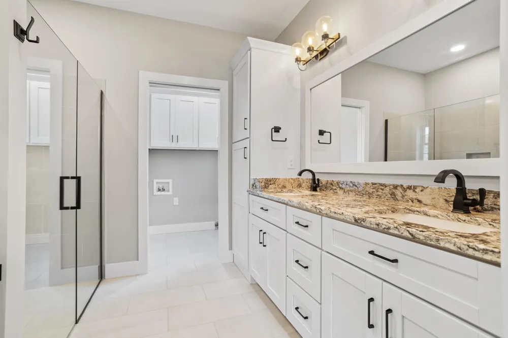 233 Auseon Court Hillsdale, MI 49242