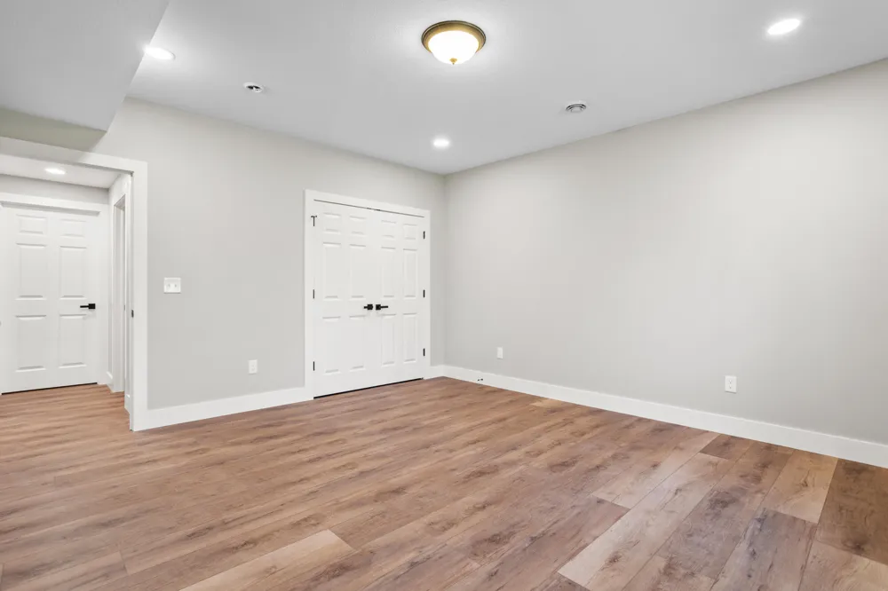 233 Auseon Court Hillsdale, MI 49242