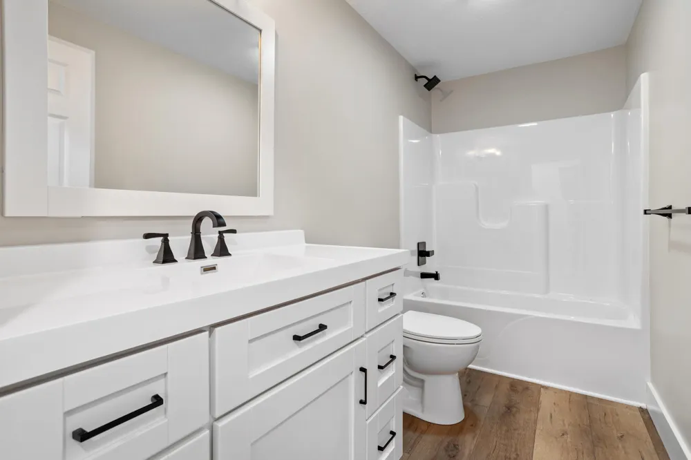 233 Auseon Court Hillsdale, MI 49242