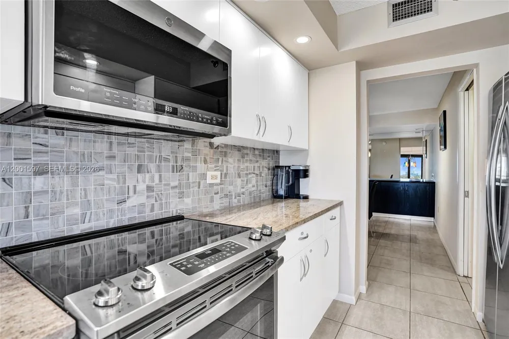 1201 S Ocean Dr #604N Hollywood, FL 33019