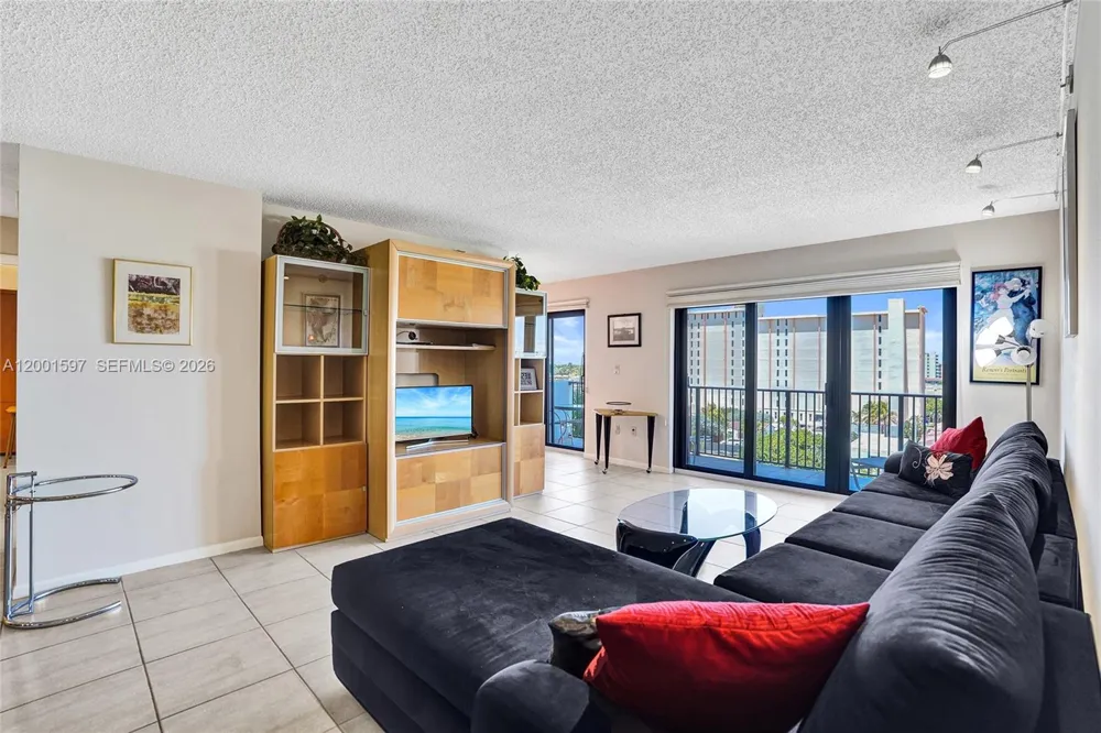 1201 S Ocean Dr #604N Hollywood, FL 33019