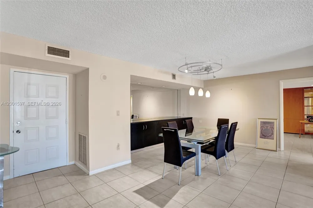 1201 S Ocean Dr #604N Hollywood, FL 33019