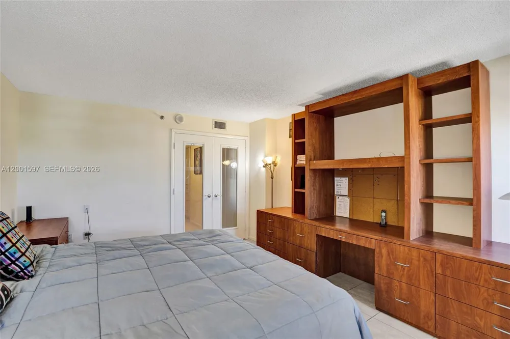 1201 S Ocean Dr #604N Hollywood, FL 33019