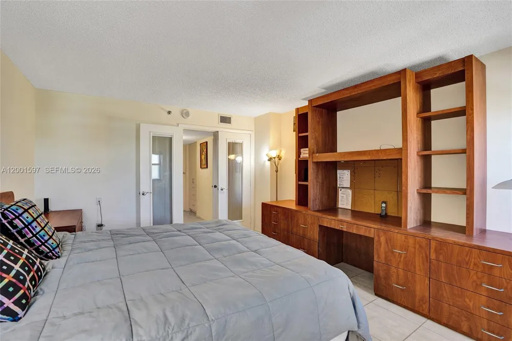 1201 S Ocean Dr #604N Hollywood, FL 33019