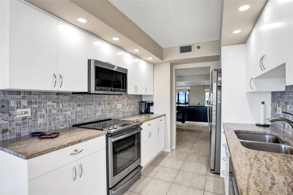 1201 S Ocean Dr #604N Hollywood, FL 33019