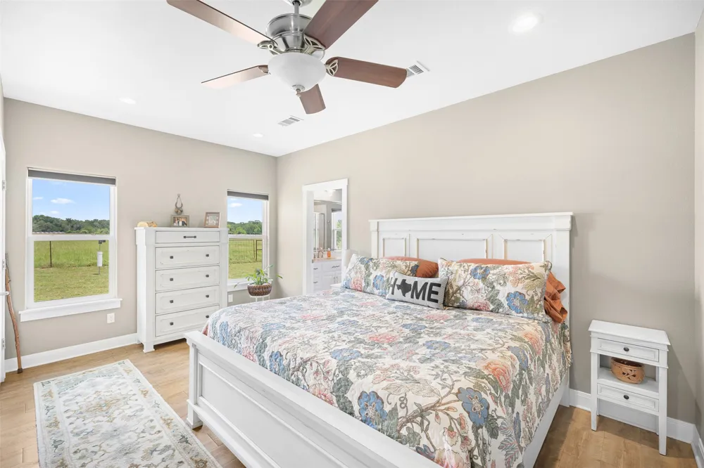 1122 County Road 344 Road Lexington, TX 78947