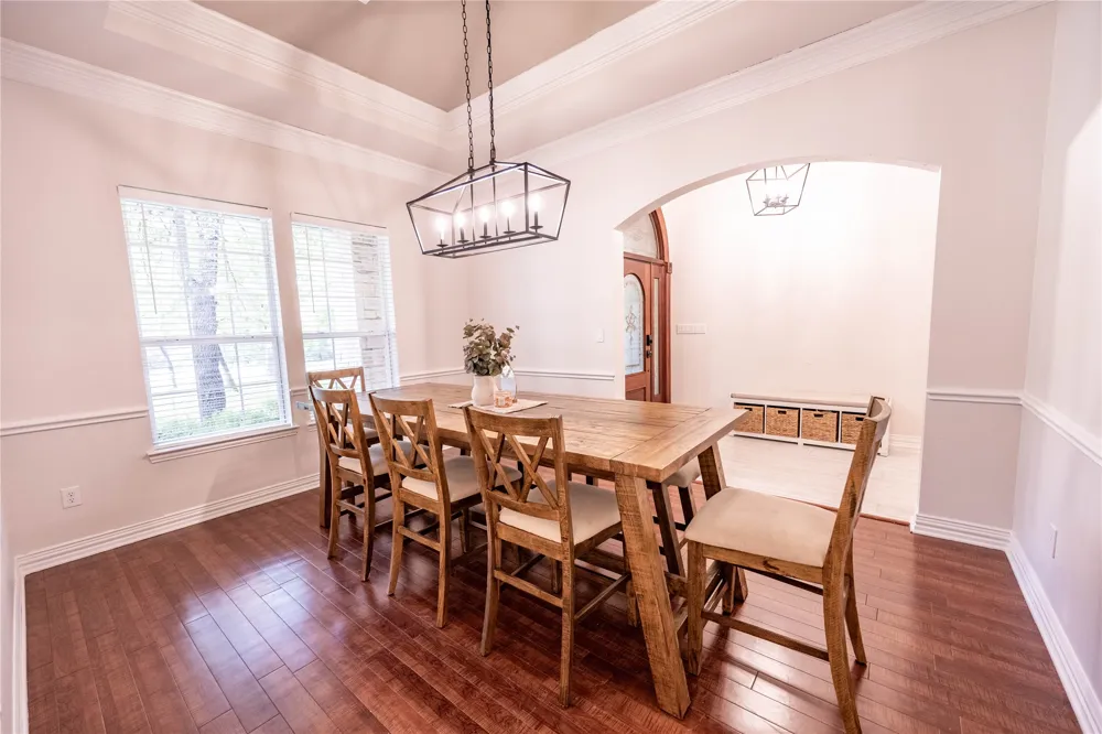 735 Sleepy Hollow Lane Valley View, TX 76272