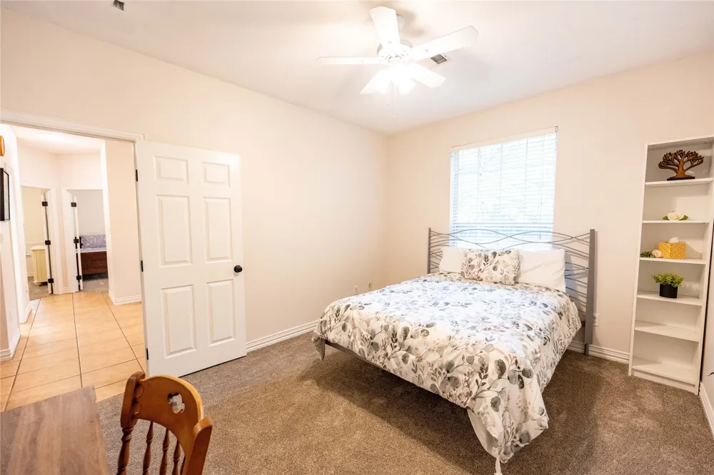 735 Sleepy Hollow Lane Valley View, TX 76272