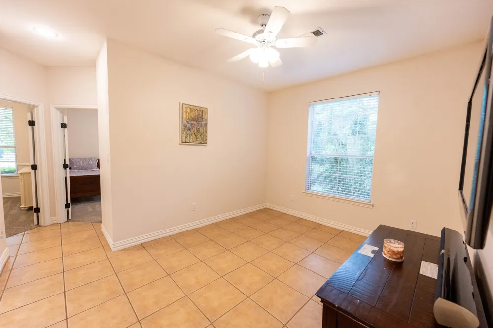 735 Sleepy Hollow Lane Valley View, TX 76272