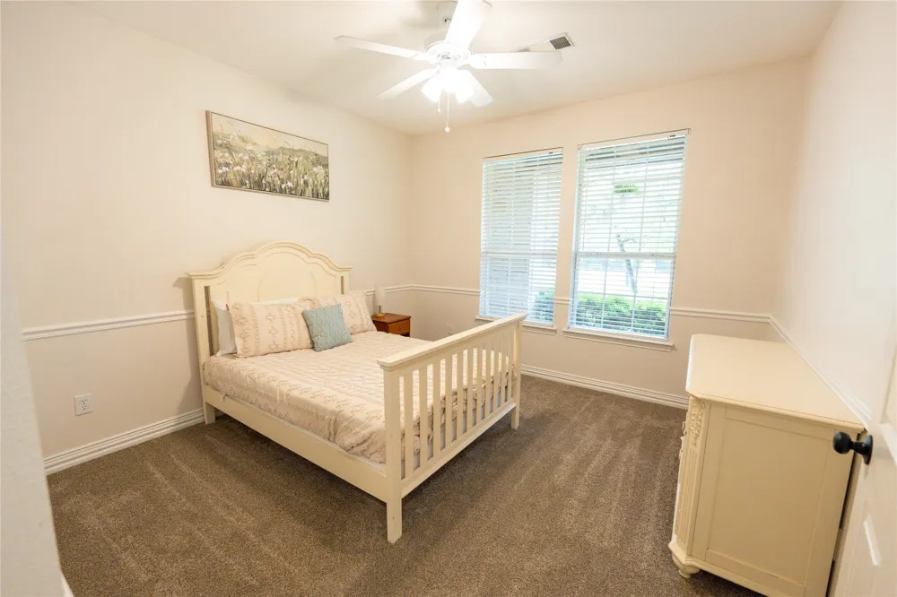 735 Sleepy Hollow Lane Valley View, TX 76272