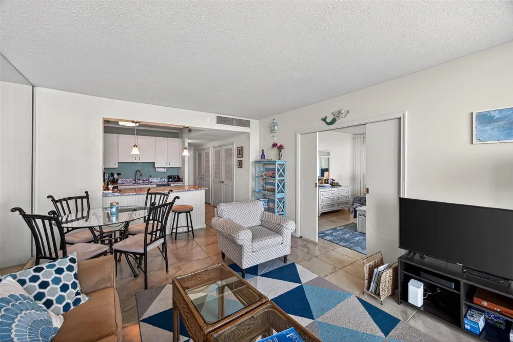 1401 E Beach Drive #510 Galveston, TX 77550