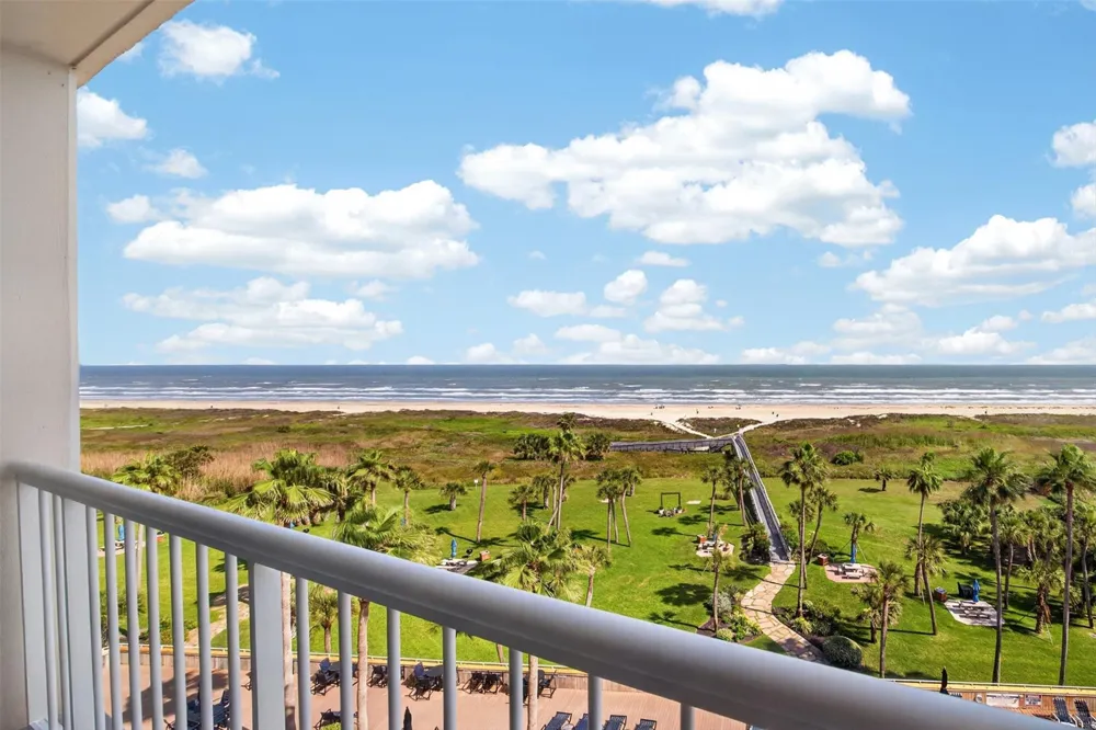 1401 E Beach Drive #510 Galveston, TX 77550