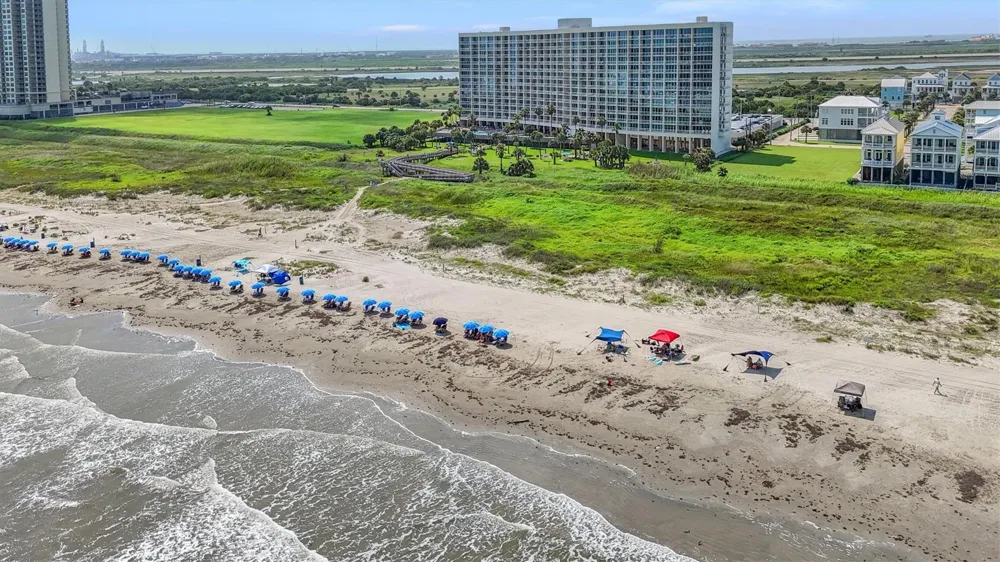 1401 E Beach Drive #510 Galveston, TX 77550