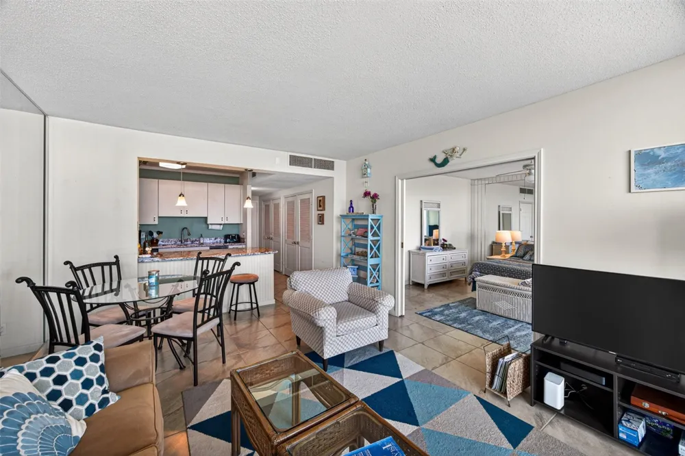 1401 E Beach Drive #510 Galveston, TX 77550