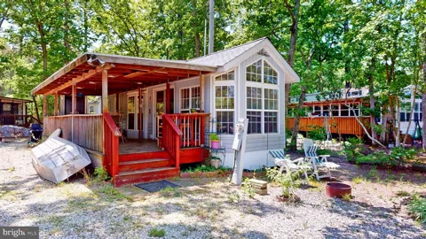 110 LAZY RIVER CAMGROUND