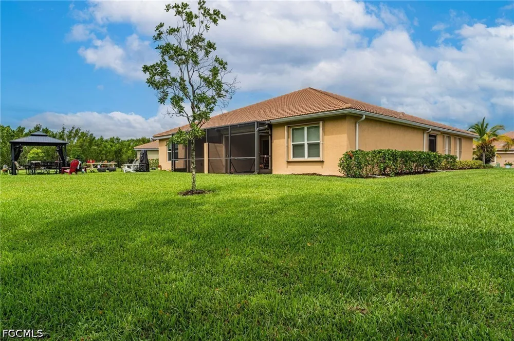 Dutchess Park Road Fort Myers, FL 33916