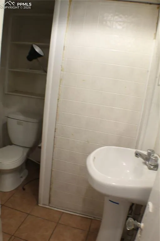 911 E 6th Street Pueblo, CO 81001