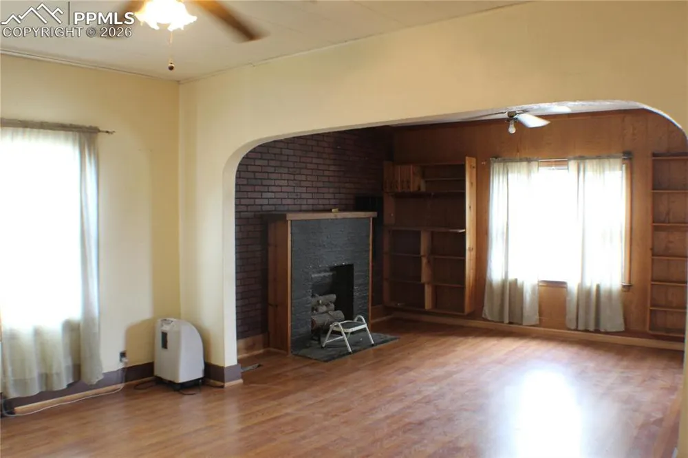 911 E 6th Street Pueblo, CO 81001