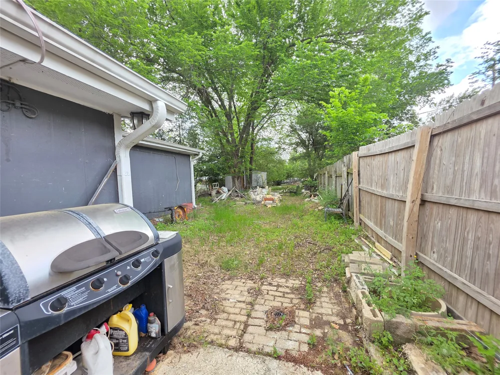 1203 Highland Avenue Rockdale, TX 76567