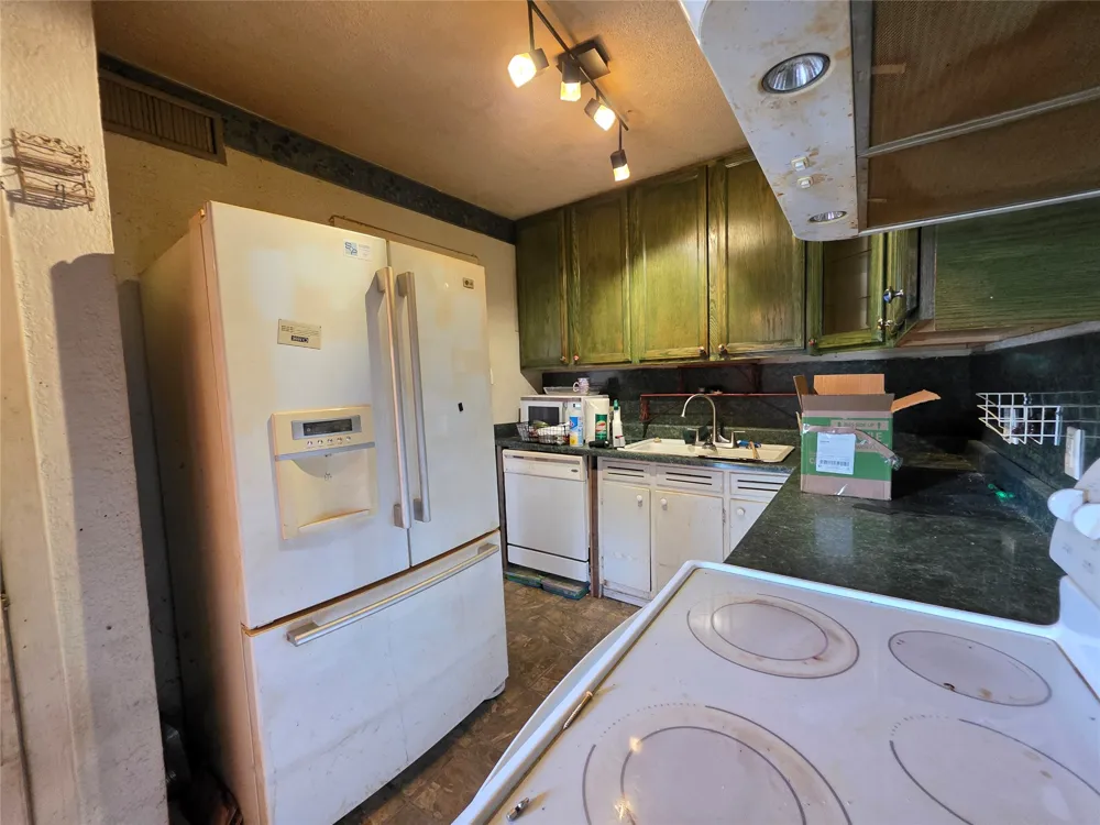 1203 Highland Avenue Rockdale, TX 76567