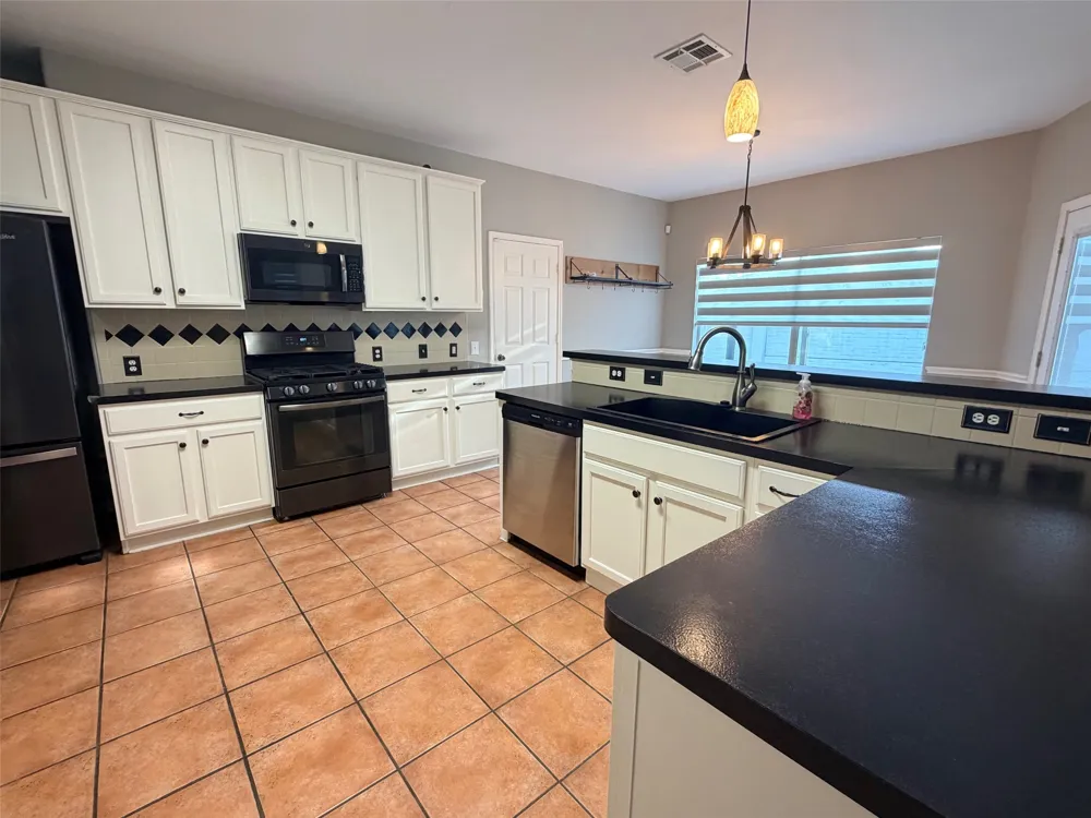 801 Cashew Lane Cedar Park, TX 78613