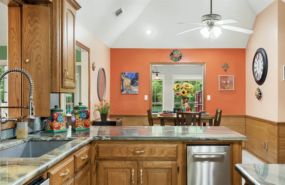 1644 Pineview Lane Hideaway, TX 75771
